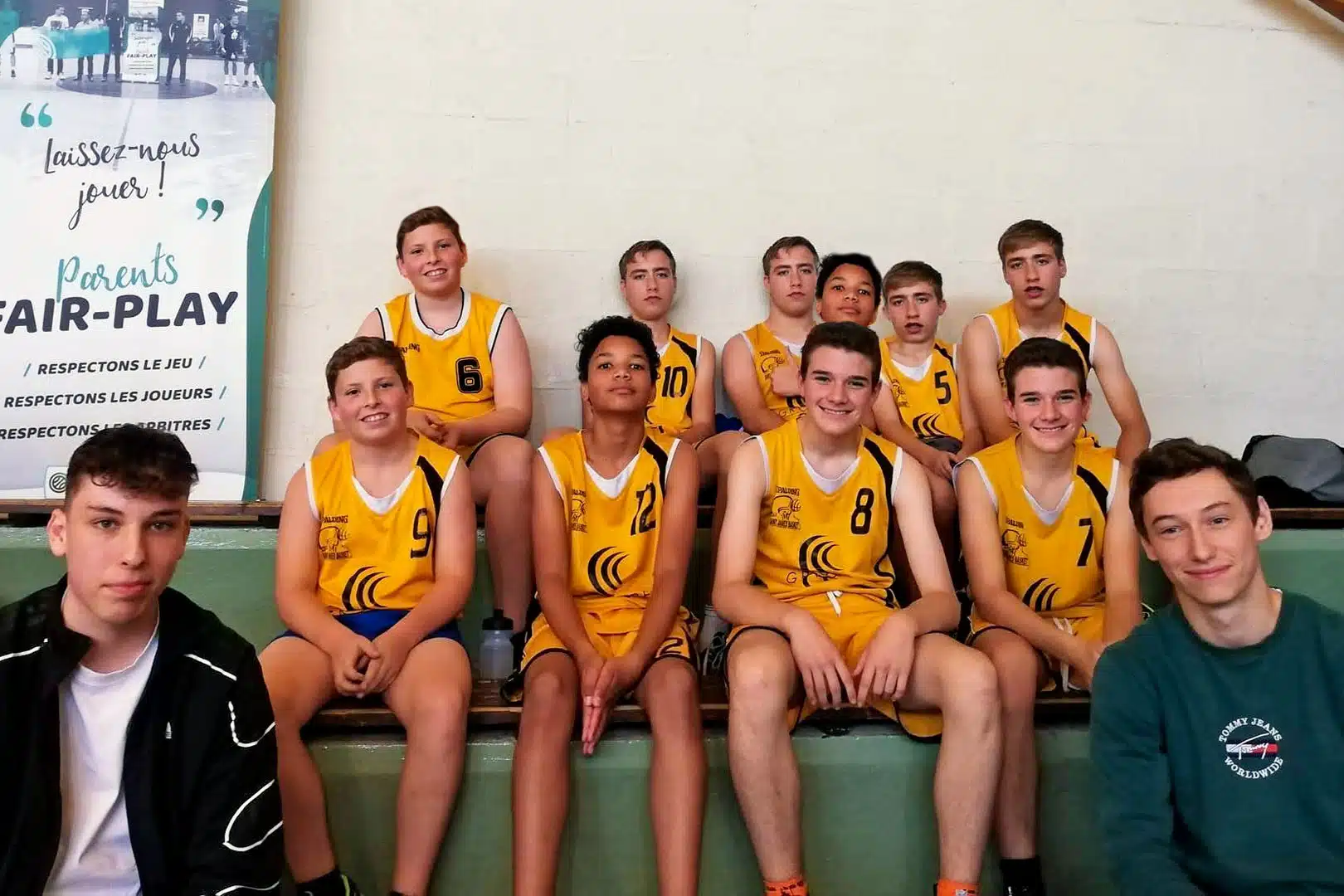 Une belle brochette de 5 beaux champions et leurs coachs !